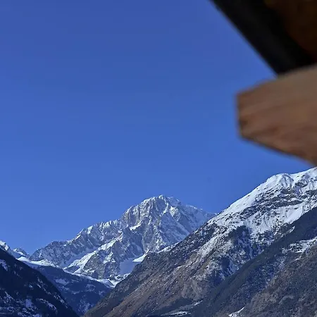 Апартаменты A Casa Di Dona - Du Mont Blanc