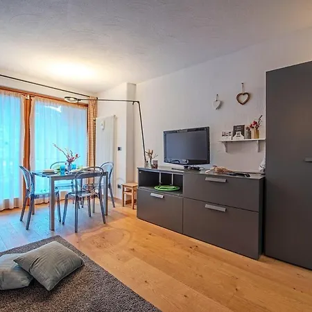 A Casa Di Dona - Du Mont Blanc Apartment La Salle