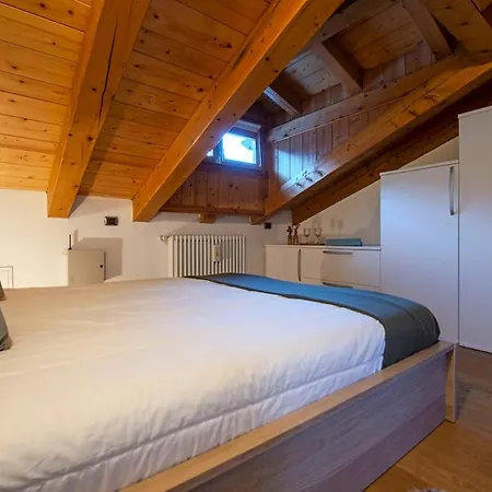 Апартаменты A Casa Di Dona - Du Mont Blanc