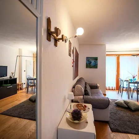 Apartment A Casa Di Dona - Du Mont Blanc La Salle